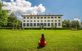 Villa Guinigi Dimora Di Epoca Exclusive Residence & Pool